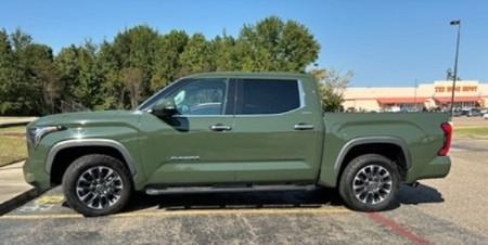 2022 Toyota Tundra repo/green